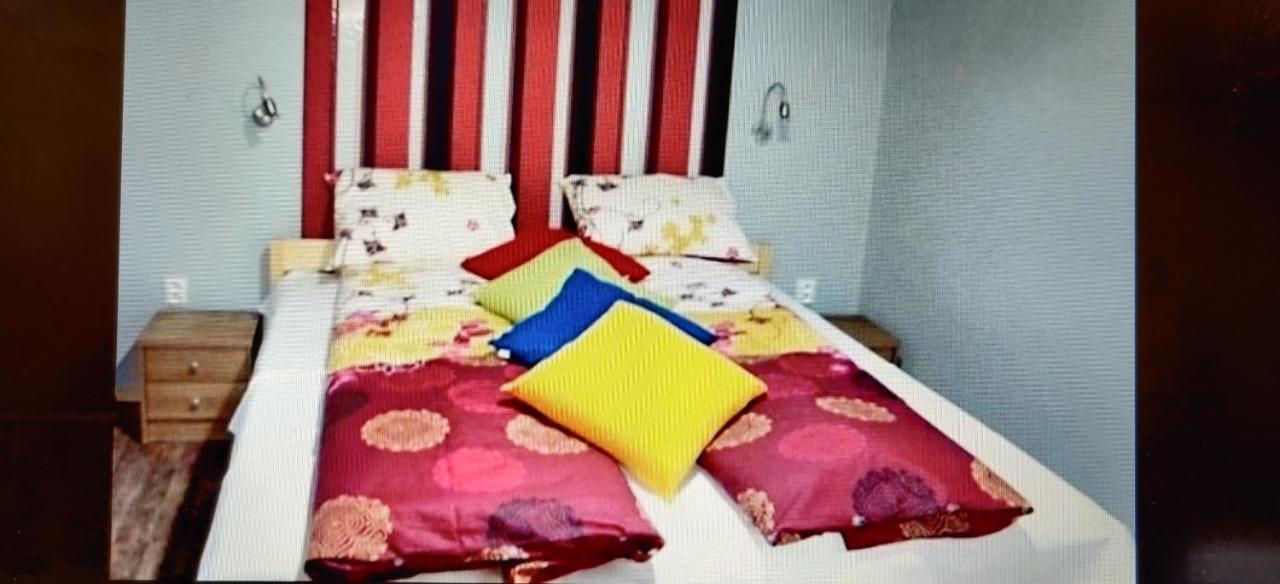 Apartmany Elba Veľký Meder エクステリア 写真